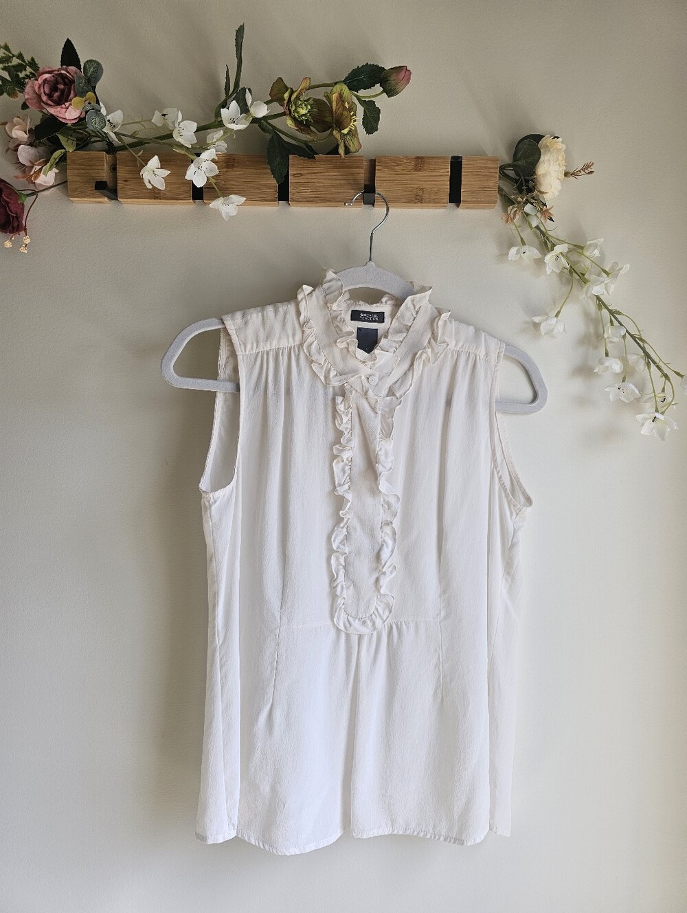 100% Silk Kenneth Cole Reaction Sleeveless Ruffle-Front Cream Camisole Size 6 Sm
